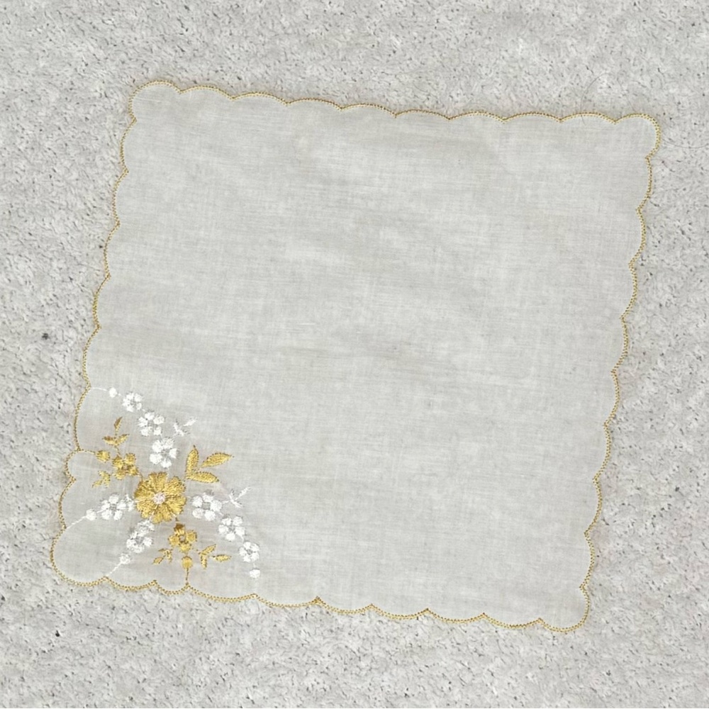 Elegant Retro White and Gold Embroidered Handkerchief 8-1/2” X 9”
